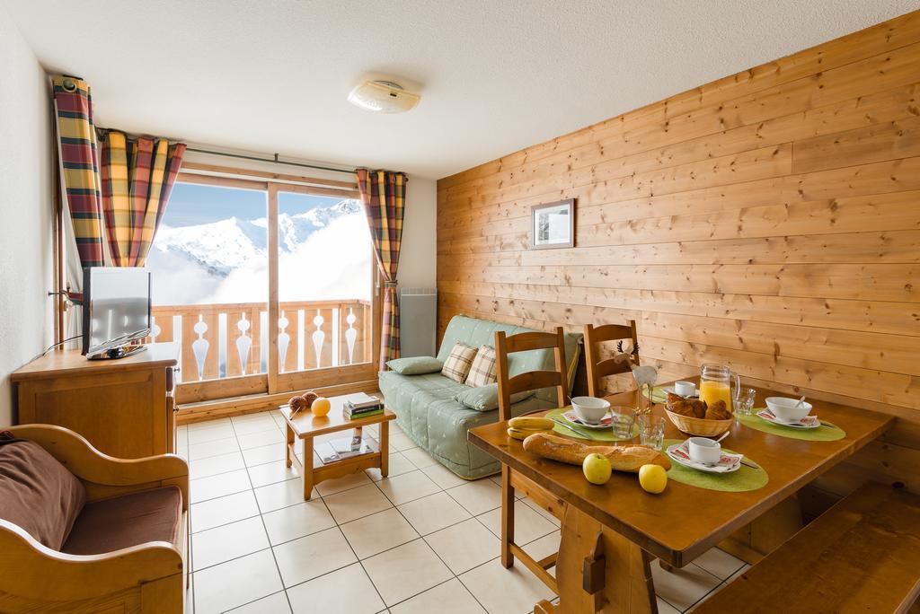 Lagrange Vacances L'Arollaie Peisey-Nancroix Room photo